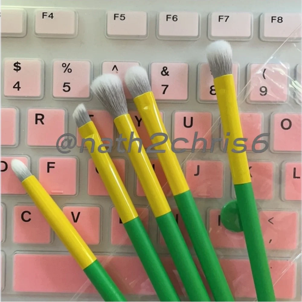 Lavish Brush Set new